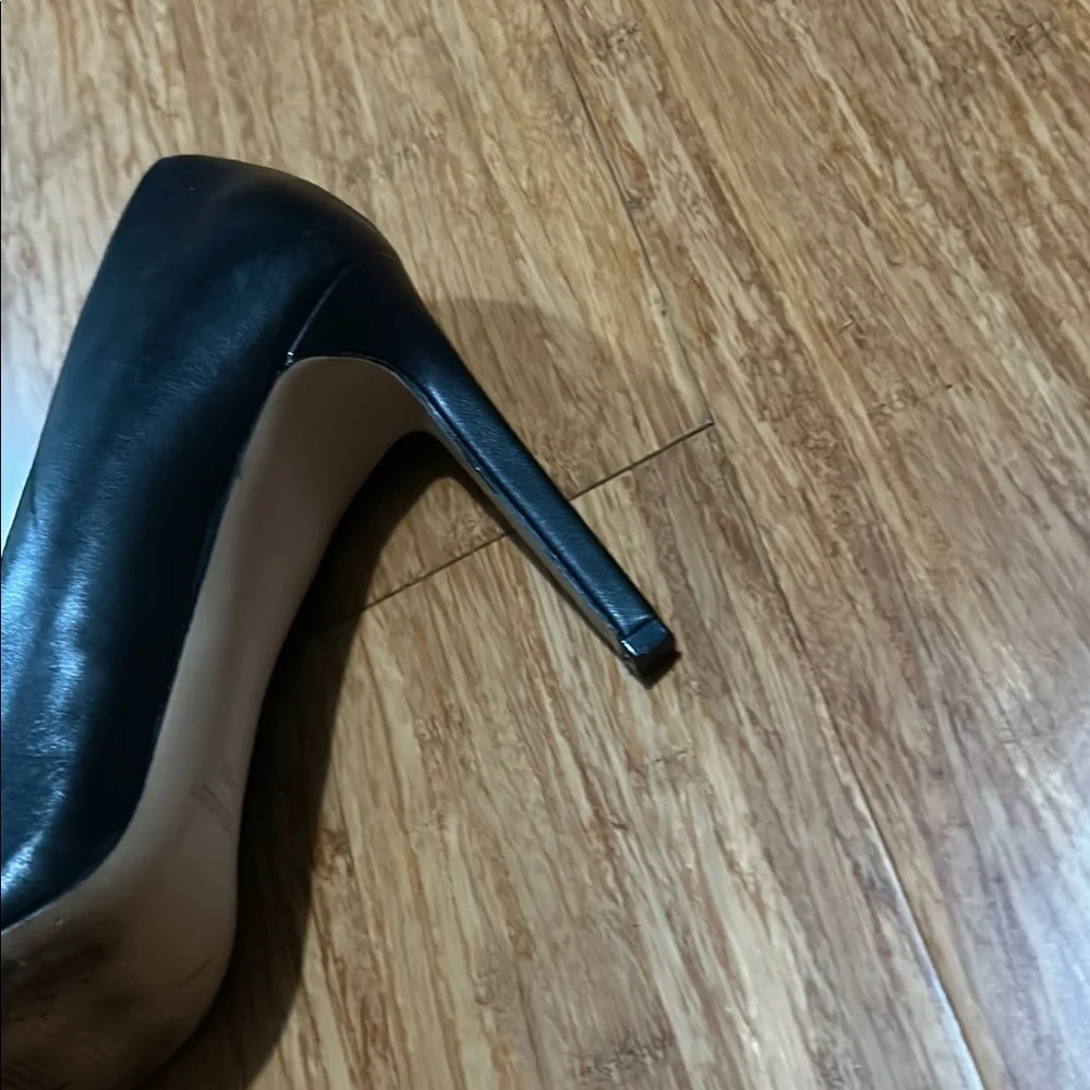 Nine West Black Heels Pointed Toe Classic Women’s Classic Pumps Size 8